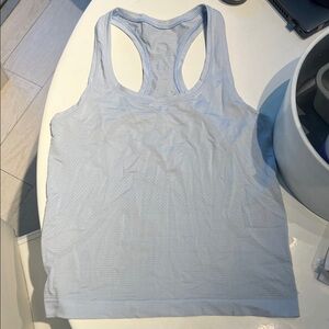 Lululemon Light Blue swiftly tech waist length Women's Tank Top size 6